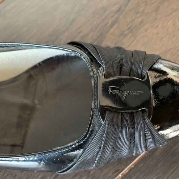 Salvatore Ferragamo black ballet flat shoes - Picture 4 of 5